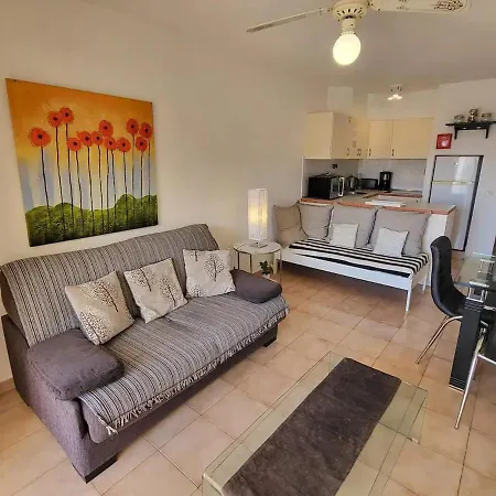 Апартаменты Castle Harbour 33 - One Bed Лос Кристианос