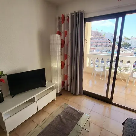 Castle Harbour 33 - One Bed
